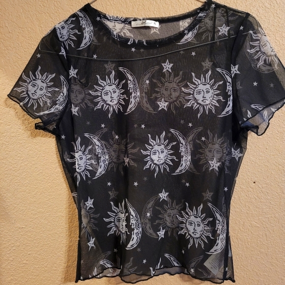 Shirt - Picture 1 of 2